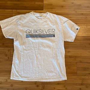 Men’s white Quicksilver tshirt